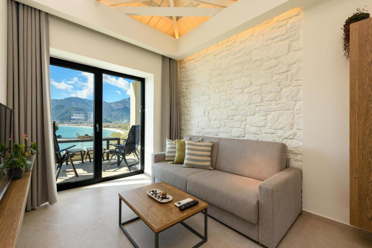 Archetypo Luxury Living Lägenhet Chrisi Ammoudia Exteriör bild