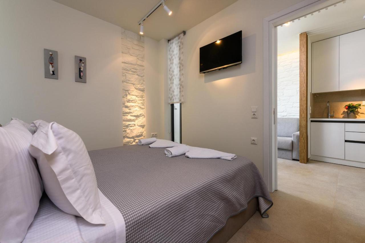 Archetypo Luxury Living Lägenhet Chrisi Ammoudia Exteriör bild